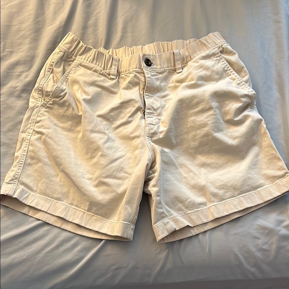 Cream Flat Front Bear Bottom Shorts 7” Inseam